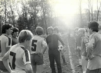 r.1983